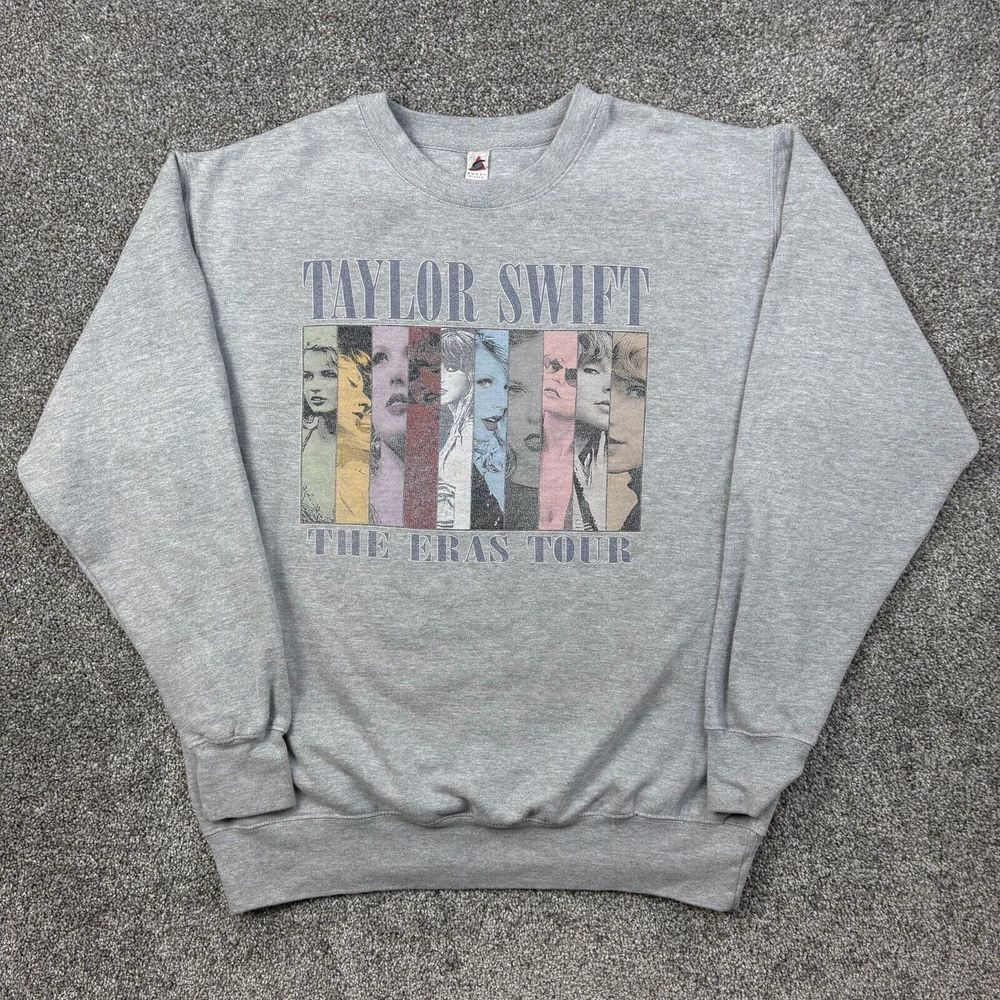 Taylor Swift The Eras Tour Sweatshirt Women's Large Gray Pullover Sweater Music